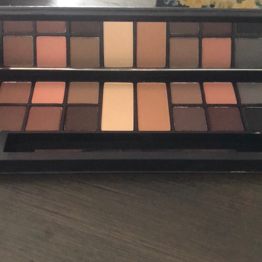 Smashbox eyeshadow